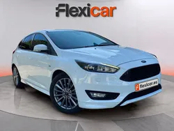 Blanco Usado 2018 Ford Focus ST-Line Berlina | 14.690 € (Super precio)