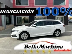 Blanco Usado 2021 Skoda Octavia Ambition Familiar | 15.775 € (Buen precio)