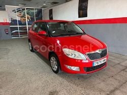 Rojo Usado 2012 Skoda Fabia Ambition Berlina | 5799 € (Precio justo)