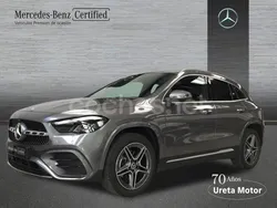Gris / plata Usado 2024 Mercedes GLA200 SUV | 43.500 € (Precio justo)