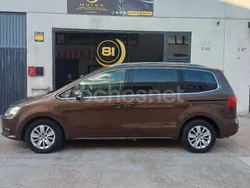 Marrón Usado 2013 VW Sharan Advance Monovolumen | 9999 €