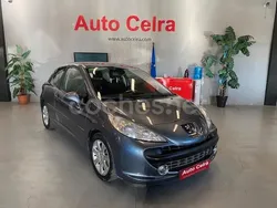 Gris / plata Usado 2006 Peugeot 207 Berlina | 5200 € (Precio justo)