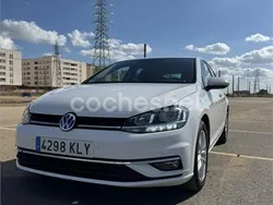 Blanco Usado 2018 VW Golf VII Business Berlina | 15.500 € (Precio justo)