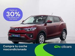 Rojo Usado 2021 Ssangyong (KGM) Tivoli SUV | 10.590 € (Precio justo)