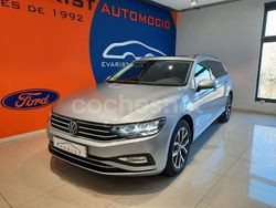 Gris / plata Usado 2021 VW Passat Executive Familiar | 24.490 € (Caro)