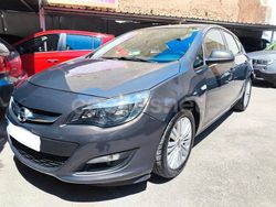 Marrón Usado 2014 Opel Astra Excellence Berlina | 8500 € (Precio justo)