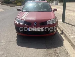 Rojo Usado 2006 Renault Mégane II Expression Berlina | 1500 € (Super precio)