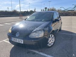 Negro Usado 2006 VW Golf V Conceptline Berlina | 3550 € (Buen precio)