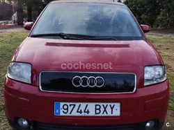Granate Usado 2002 Audi A2 Utilitario | 3250 € (Buen precio)