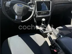 Negro Usado 2006 Ford Focus Trend Berlina | 2670 € (Precio justo)