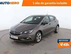 Gris Usado 2017 Opel Astra Dynamic Berlina | 9399 €