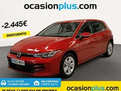 Rojo Usado 2024 VW Golf VIII Utilitario | 24.046 € (Precio justo)