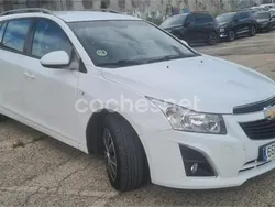 Blanco Usado 2013 Chevrolet Cruze LT Familiar | 3333 € (Super precio)