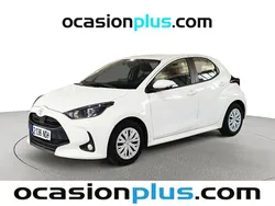 Blanco Usado 2023 Toyota Yaris Active Utilitario | 14.228 € (Precio justo)