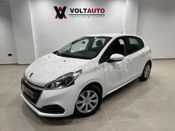 Blanco Usado 2019 Peugeot 208 Active Utilitario | 8960 € (Super precio)