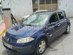 Azul Usado 2004 Renault Mégane II Authentique Berlina | 1500 € (Buen precio)