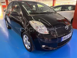 Negro Usado 2008 Toyota Yaris Berlina | 7890 € (Un poco caro)