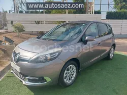 Gris / plata Usado 2014 Renault Scénic III LIMITED Monovolumen | 9500 € (Precio justo)