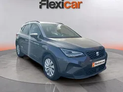 Gris Usado 2023 Seat Arona Style SUV | 14.990 € (Buen precio)