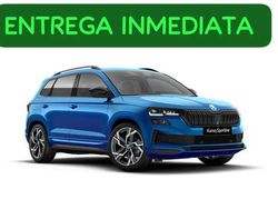 Azul Nuevo 2024 Skoda Karoq SportlinePlus SUV | 40.670 €