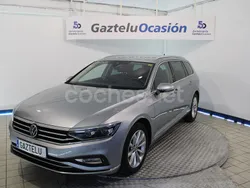 Gris Usado 2020 VW Passat Business Familiar | 25.400 € (Caro)