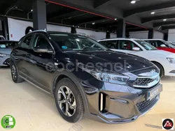 Negro Usado 2023 Kia XCeed SUV | 19.900 € (Caro)