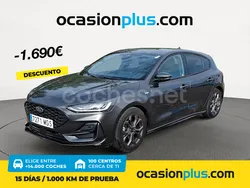 Gris / plata Usado 2023 Ford Focus ST-Line Berlina | 17.950 € (Precio justo)