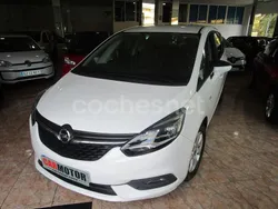 Blanco Usado 2018 Opel Zafira Family Monovolumen | 9995 € (Super precio)