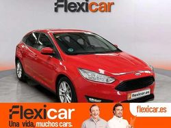 Rojo Usado 2015 Ford Focus Trend Utilitario | 8990 € (Precio justo)