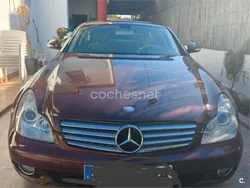 Granate Usado 2005 Mercedes CLS320 Berlina | 9000 € (Precio justo)