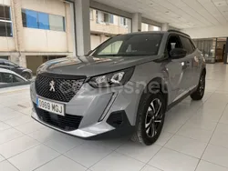 Gris / plata Usado 2023 Peugeot 2008 Allure SUV | 24.900 € (Caro)