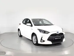 Blanco Usado 2021 Toyota Yaris Active Berlina | 17.400 € (Precio justo)