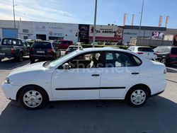 Blanco Usado 2004 Seat Cordoba Reference Berlina | 2890 € (Precio justo)