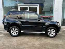 Negro Usado 2008 Mitsubishi Montero Intense SUV | 20.499 € (Un poco caro)