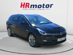 Negro Usado 2019 Opel Astra Innovation Familiar | 13.640 € (Precio justo)