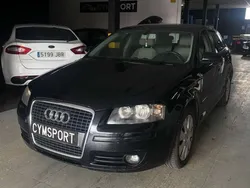 Negro Usado 2006 Audi A3 Sportback Attraction Utilitario | 5690 € (Precio justo)