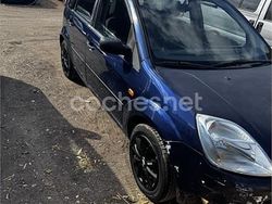 Azul Usado 2005 Ford Fiesta Trend Utilitario | 2000 € (Super precio)