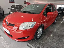 Granate Usado 2009 Toyota Auris Active Berlina | 3990 € (Un poco caro)