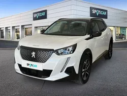 Blanco Usado 2020 Peugeot 2008 Allure SUV | 19.490 € (Un poco caro)