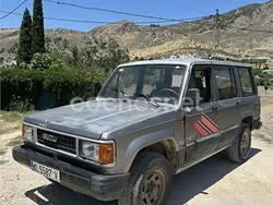 Gris / plata Usado 2000 Isuzu Trooper SUV | 2500 €