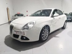 Blanco Usado 2017 Alfa Romeo Giulietta Edizione Speciale Utilitario | 9990 € (Buen precio)