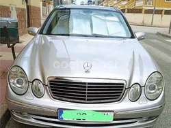 Gris / plata Usado 2004 Mercedes E320 Avantgarde Berlina | 7250 € (Precio justo)