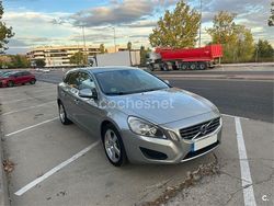 Gris / plata Usado 2011 Volvo V60 Momentum Familiar | 8200 €