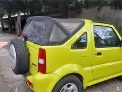 Amarillo Usado 2009 Suzuki Jimny SUV | 12.000 € (Un poco caro)