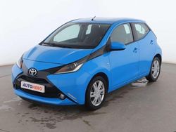 Azul Usado 2017 Toyota Aygo X-play Utilitario | 9999 € (Caro)