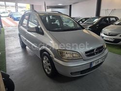 Gris / plata Usado 2004 Opel Zafira Elegance Monovolumen | 3990 € (Caro)