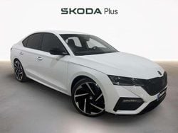 Blanco Usado 2023 Skoda Octavia RS Berlina | 33.900 € (Caro)