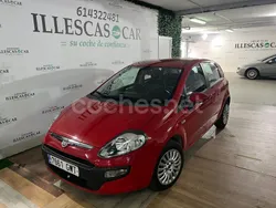 Rojo Usado 2010 Fiat Punto Dynamic Utilitario | 5999 €