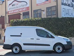 Blanco Usado 2018 Peugeot Partner Monovolumen | 12.950 € (Precio justo)