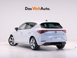 Blanco Usado 2023 Seat Leon FR | 23.500 € (Precio justo)